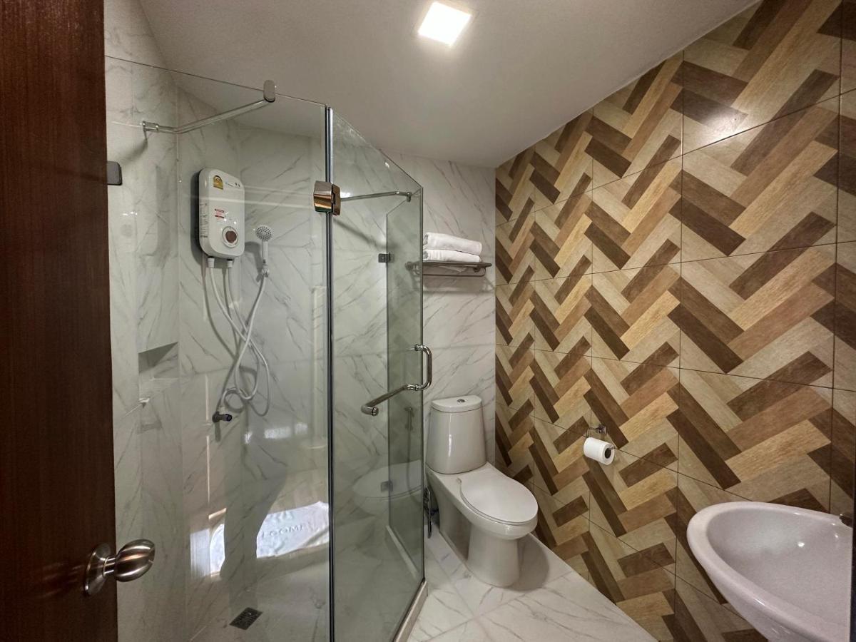 Plernpetch Hotel Surat Thani Luaran gambar