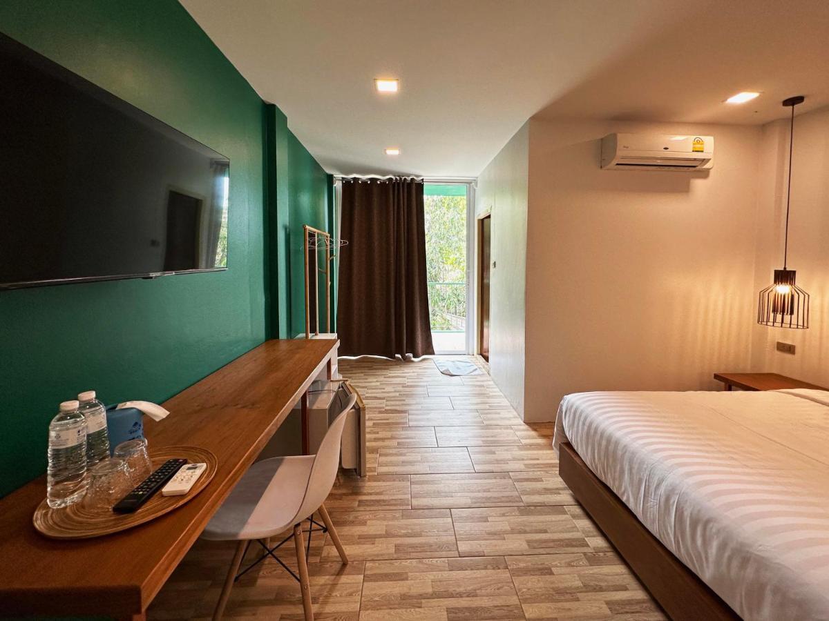 Plernpetch Hotel Surat Thani Luaran gambar