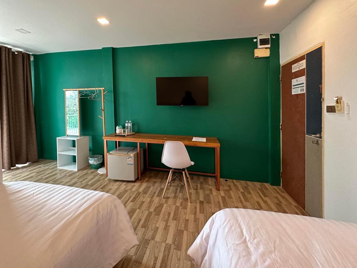 Plernpetch Hotel Surat Thani Luaran gambar