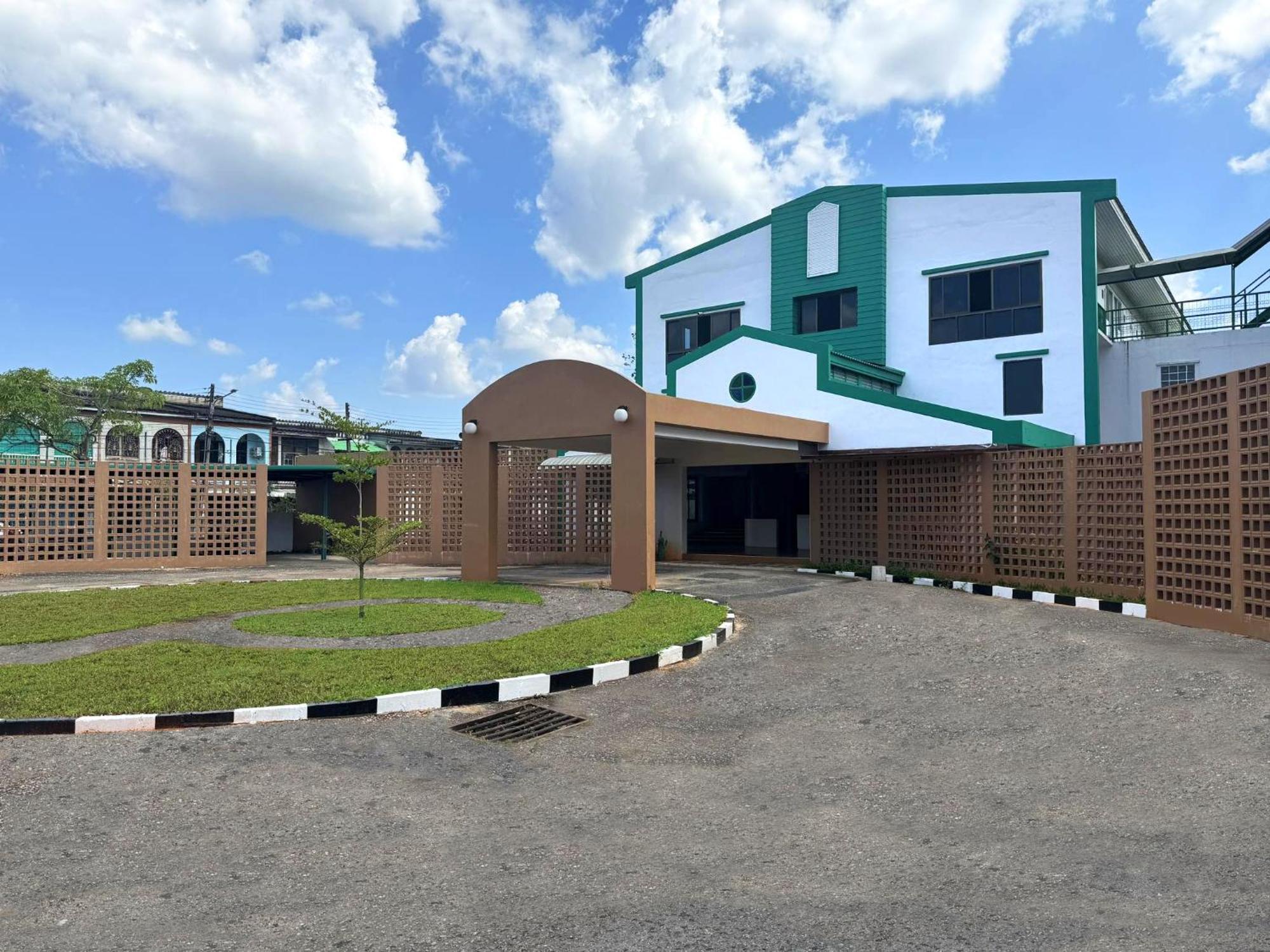 Plernpetch Hotel Surat Thani Luaran gambar